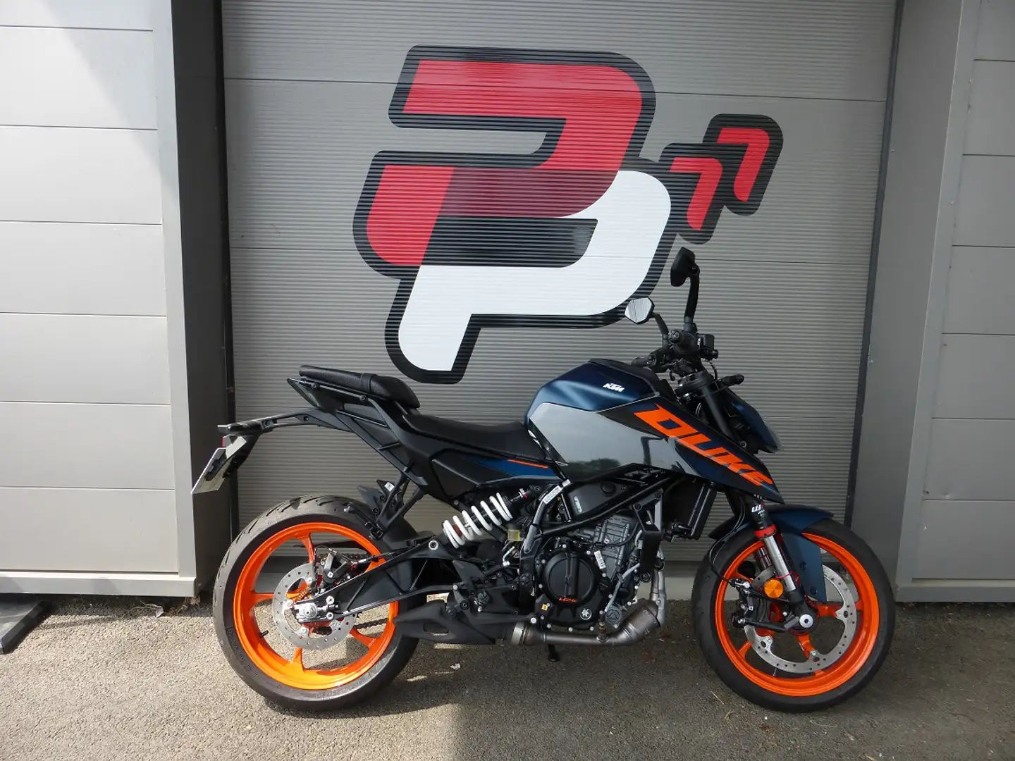 KTM 125 Duke - 1