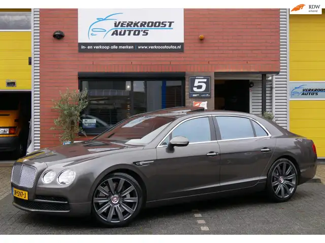 Bentley Flying Spur 4.0 V8. zeer compleet. dealer onderhouden. org km