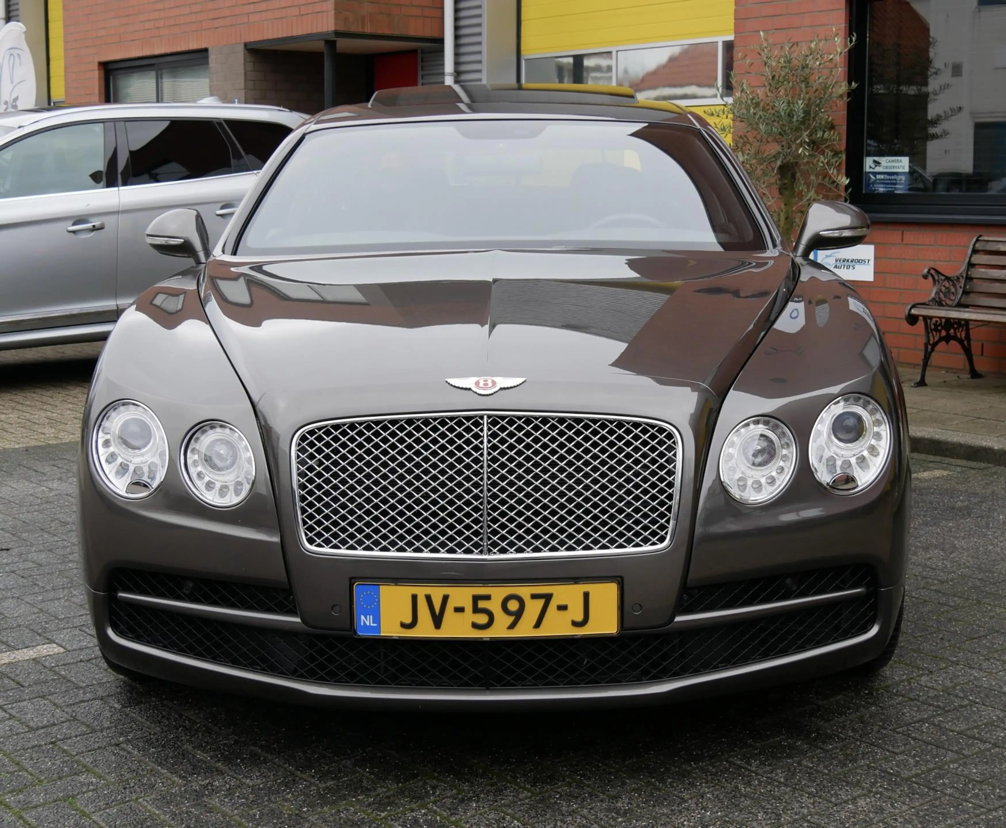 Bentley Flying Spur 4.0 V8. zeer compleet. dealer onderhouden. org km — photo 8
