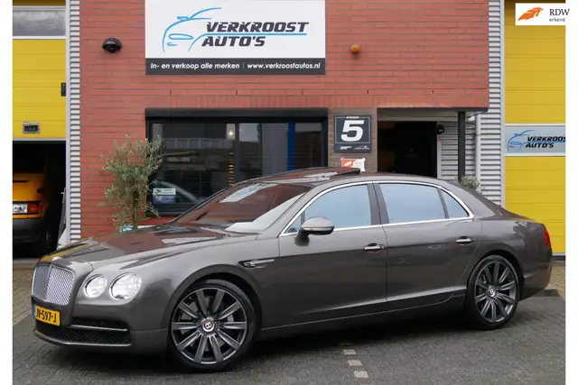 Bentley Flying Spur 4.0 V8. zeer compleet. dealer onderhouden. org km
