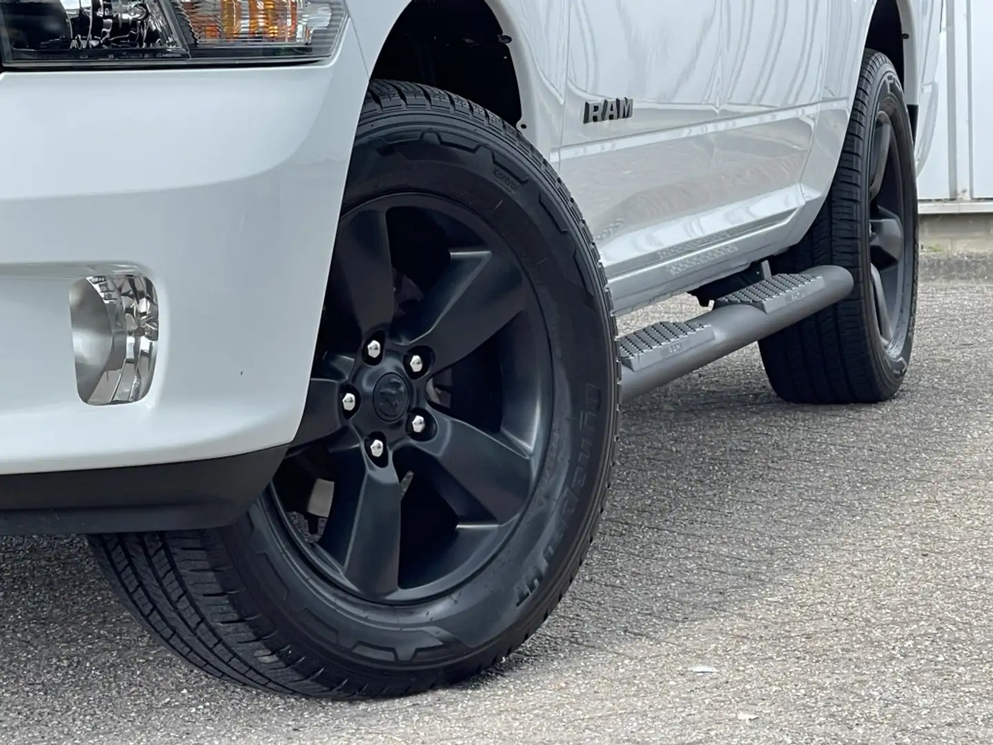 Dodge RAM 1500 pick up Classic Crew Cab 4x4 lpg Wit - 2