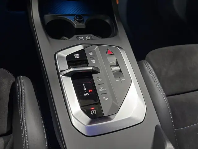 BMW 1 Series view 15