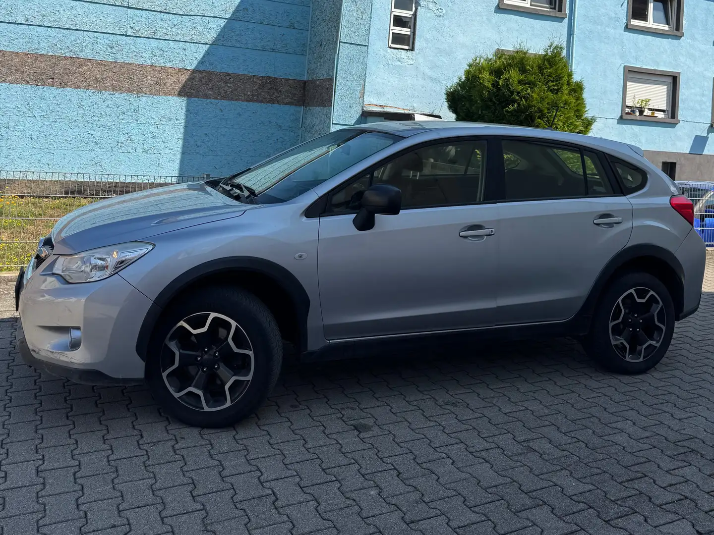 Subaru XV Active, Allrad, Automatik Zilver - 1