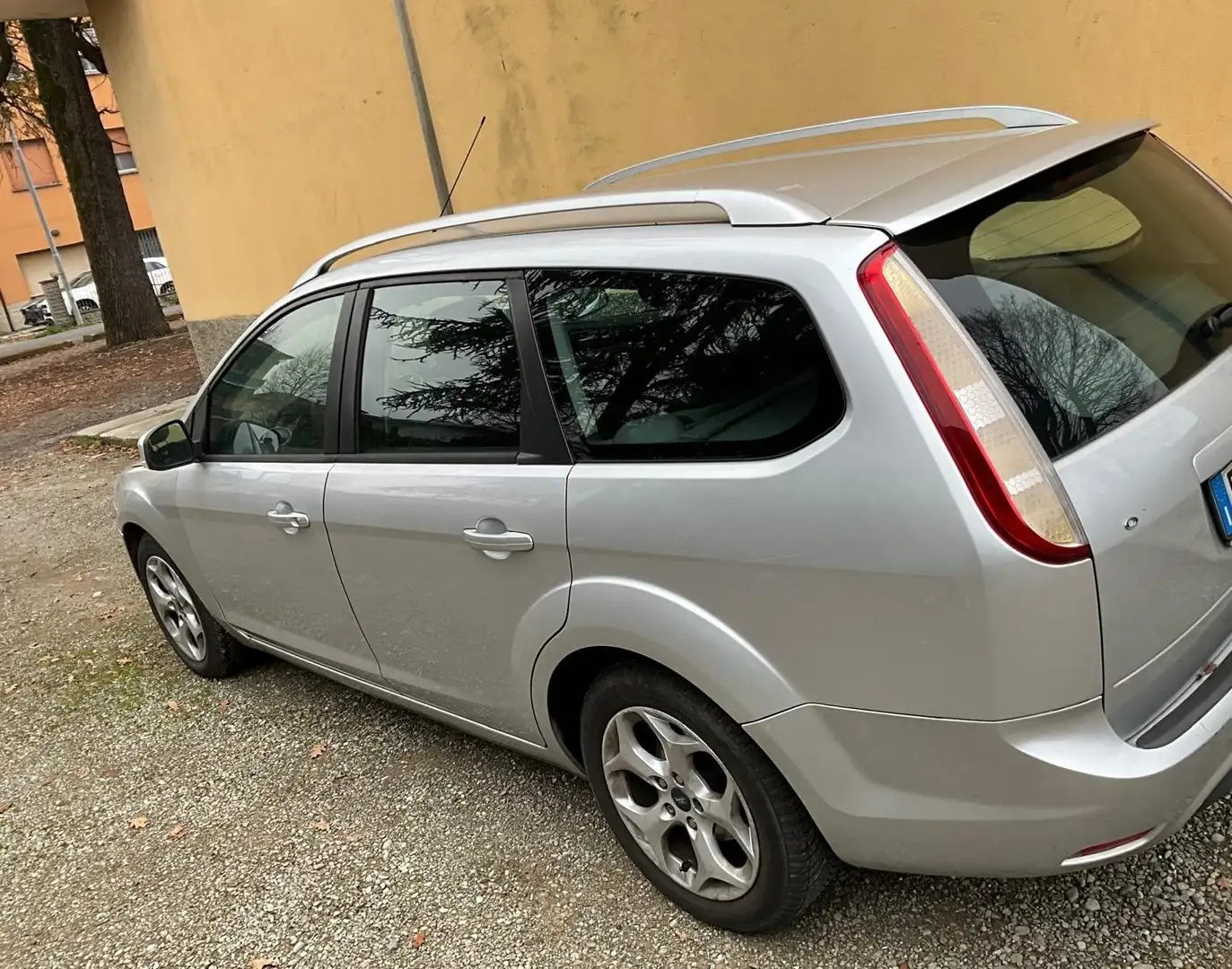 Ford Focus Style Wagon 1.6 tdci 110cv fap - 2