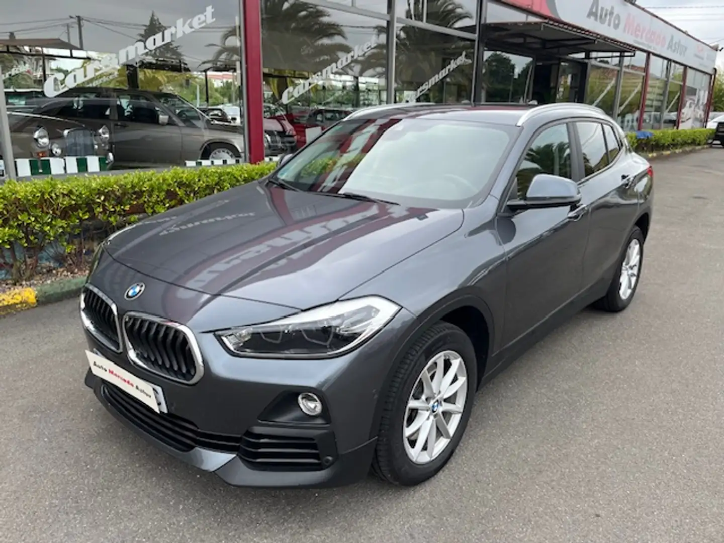 BMW X2 xDrive 20dA Gris - 1