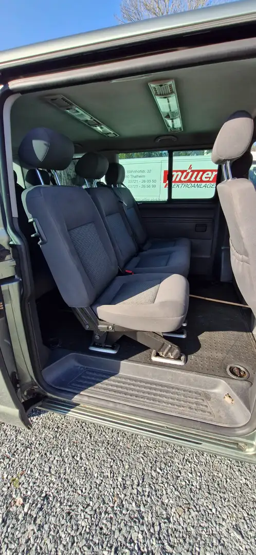 Volkswagen T5 Caravelle Caravelle 4MOTION Kurz (7-Si.) Zöld - 2