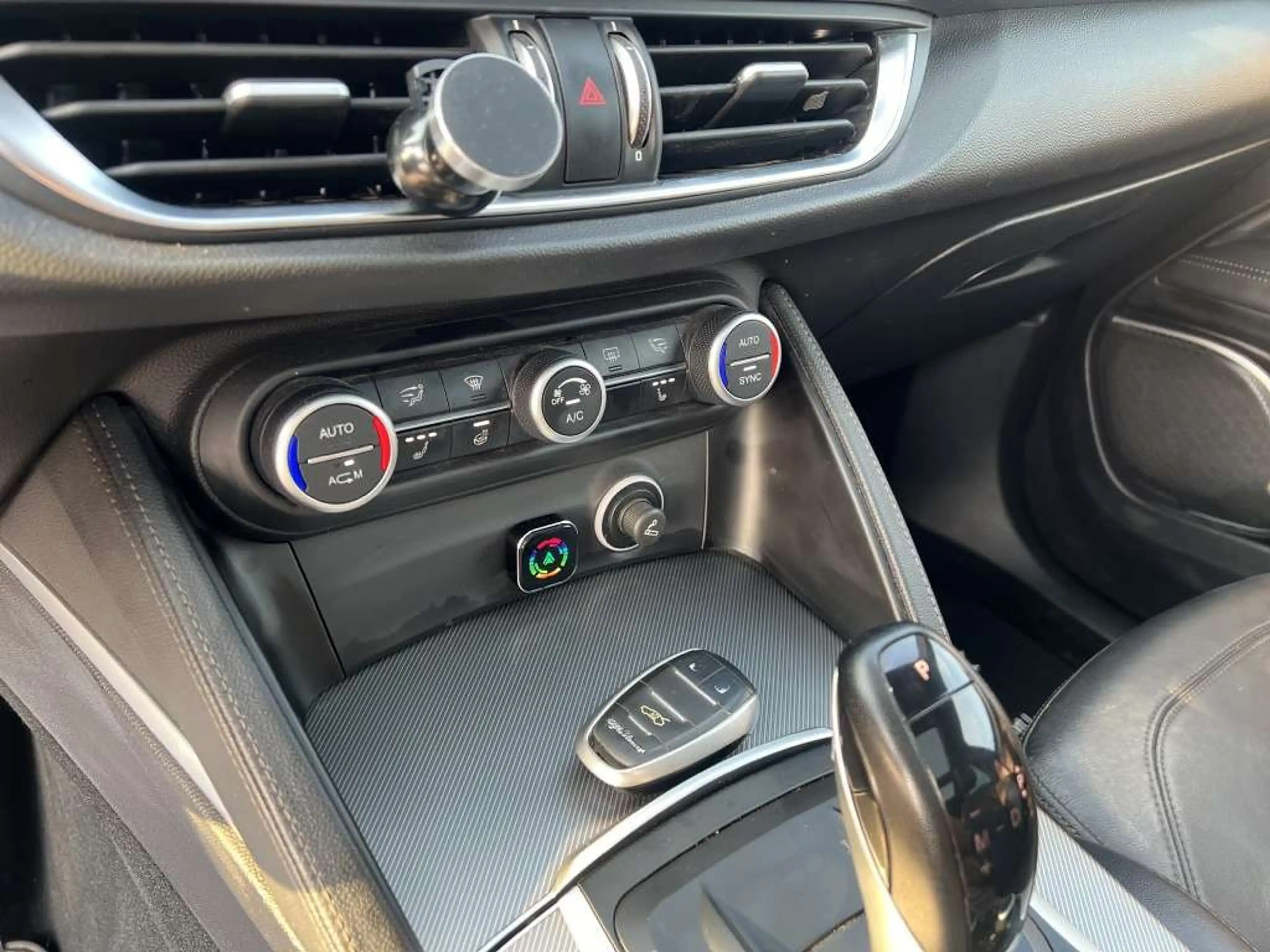 Alfa Romeo Stelvio Super Q4 2,2-JTD AWD *NAVI*LED*PANO* — photo 14