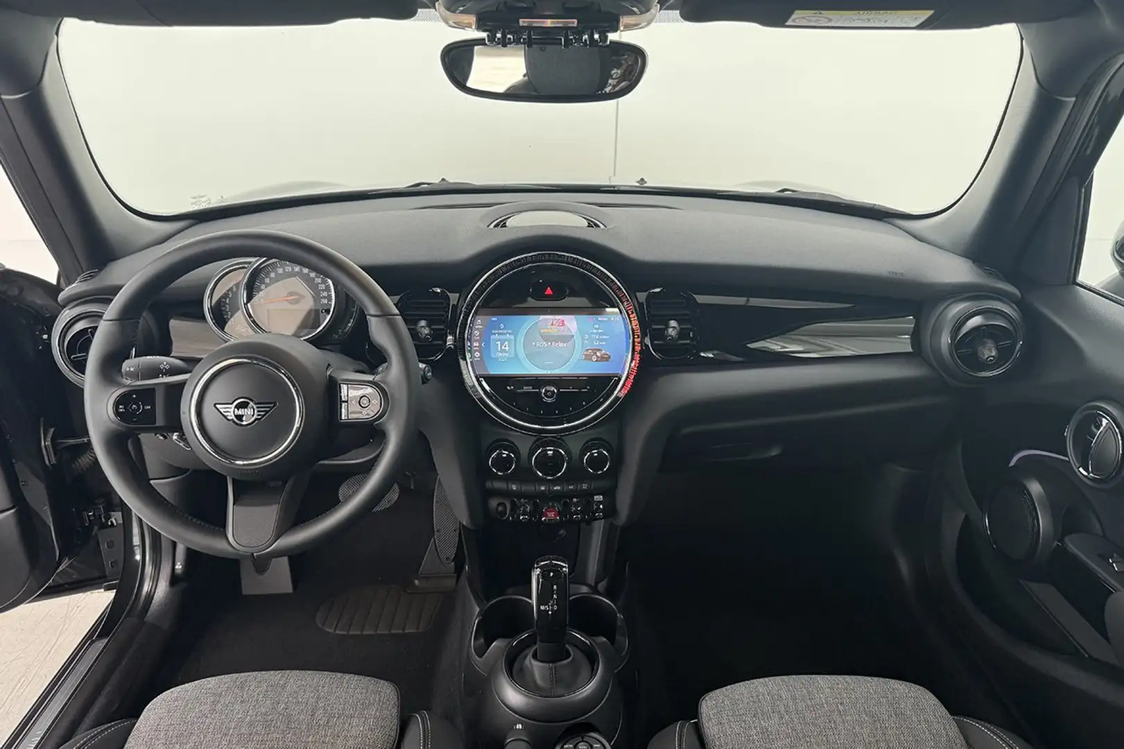 MINI Cooper MINI Cooper 1.5i 5p Classic aut. Zwart - 2