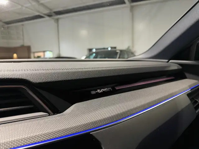 Audi E-Tron view 12