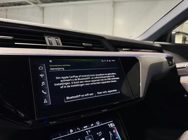 Audi E-Tron view 13