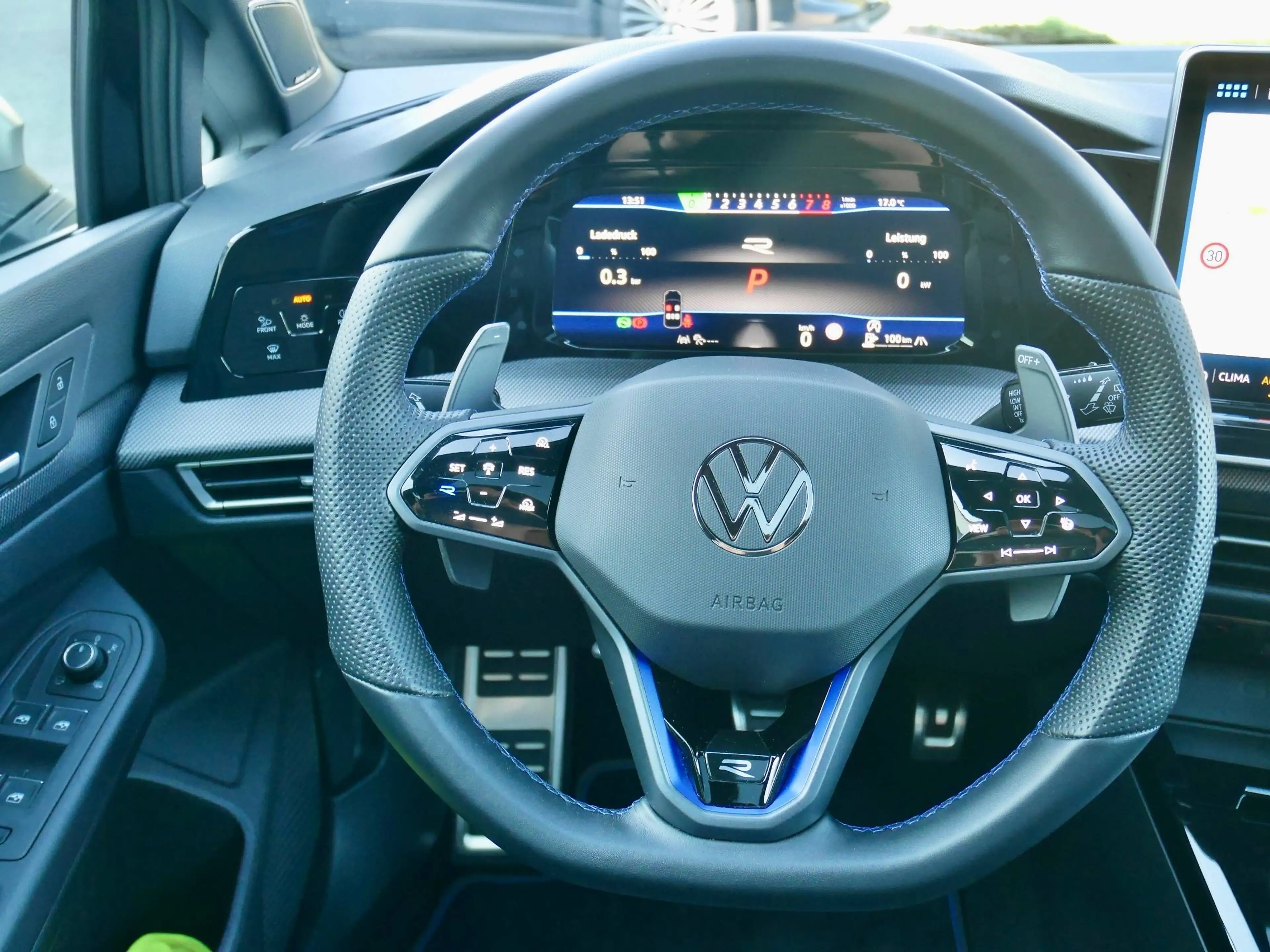 Volkswagen Golf R Golf 2.0 TSI OPF 4Motion DSG R — photo 18