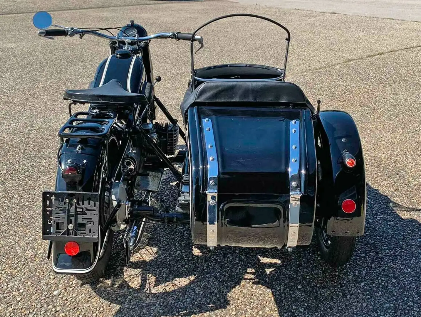 BMW R 12 Zijspan Negru - 2
