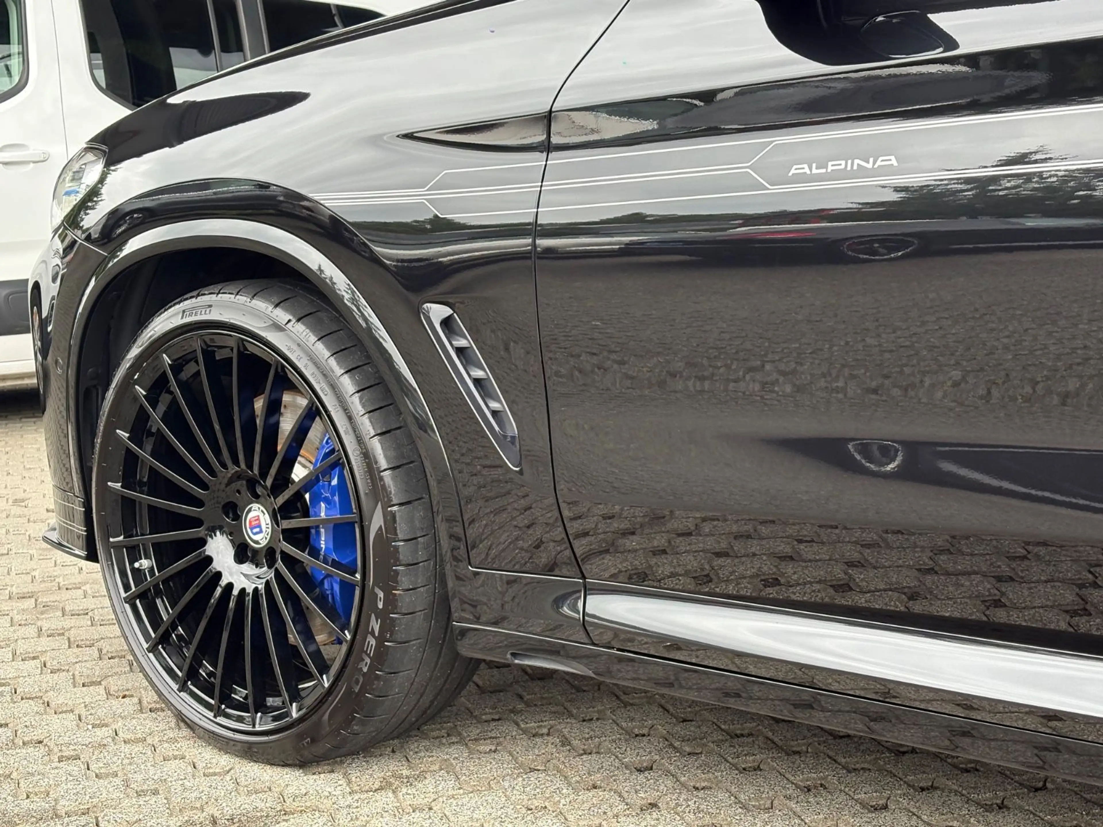 Alpina XD3 3.0/PAN/LED/22"/M-SPORT/AHK/HUD/PANO/STH/1VB — photo 11
