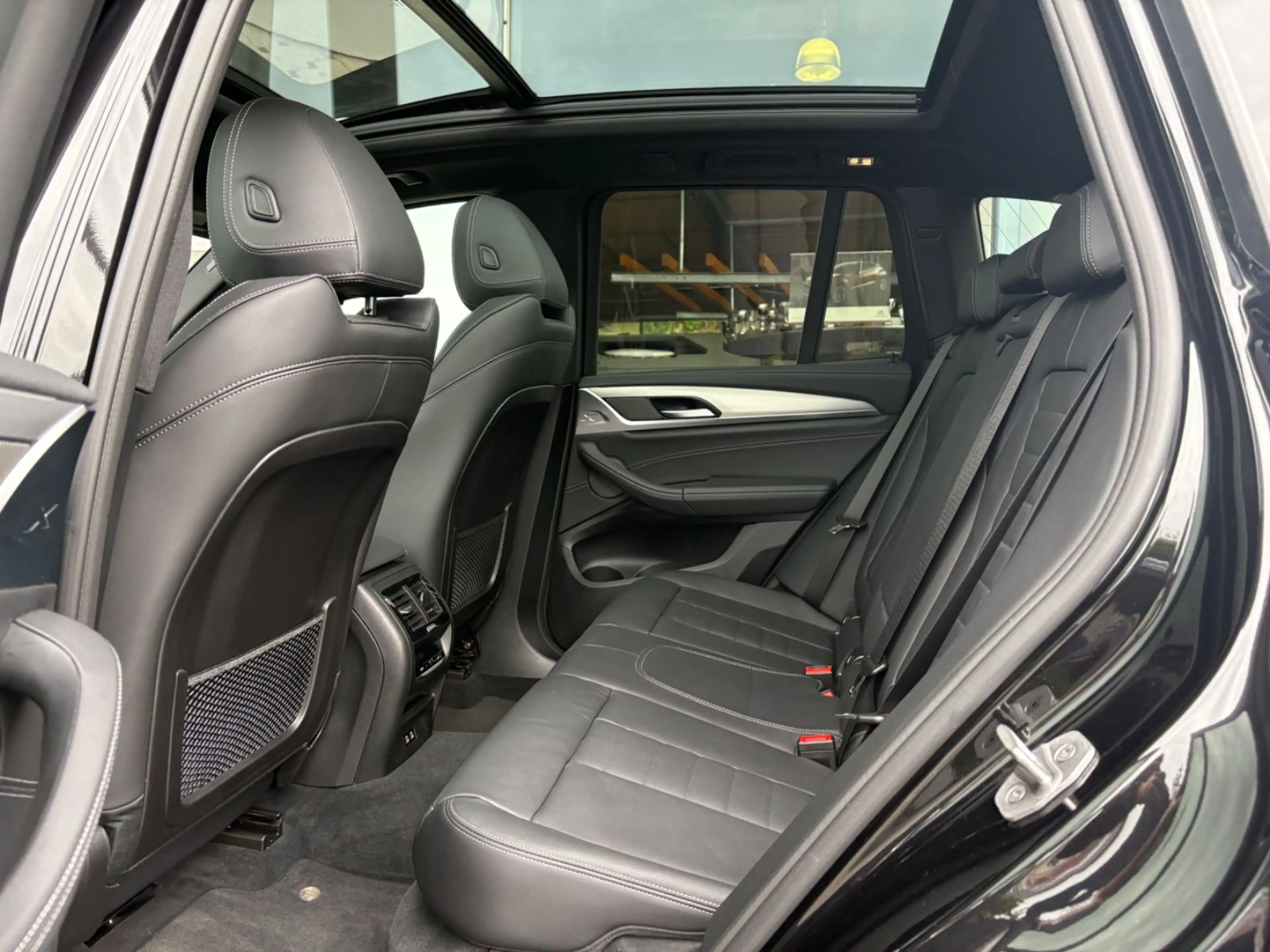 Alpina XD3 3.0/PAN/LED/22"/M-SPORT/AHK/HUD/PANO/STH/1VB — photo 13
