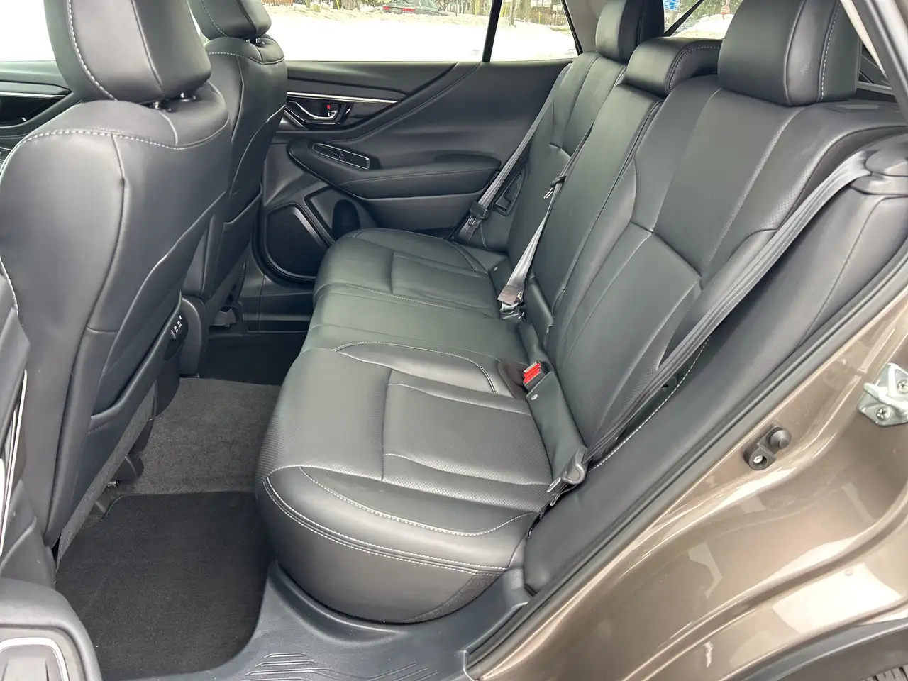 Subaru OUTBACK снимка Subaru OUTBACK