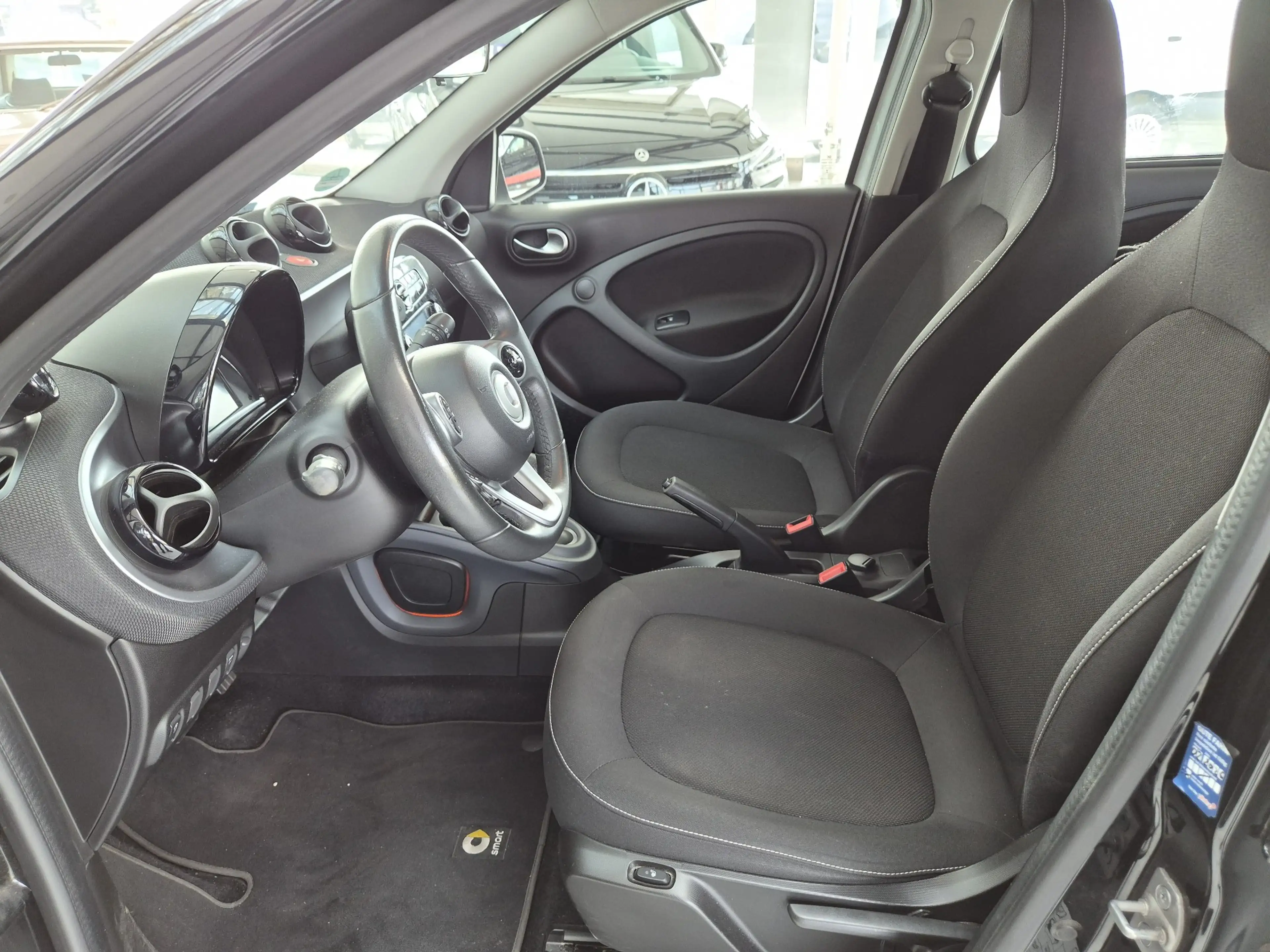 smart forFour Basis 52 kW — photo 6