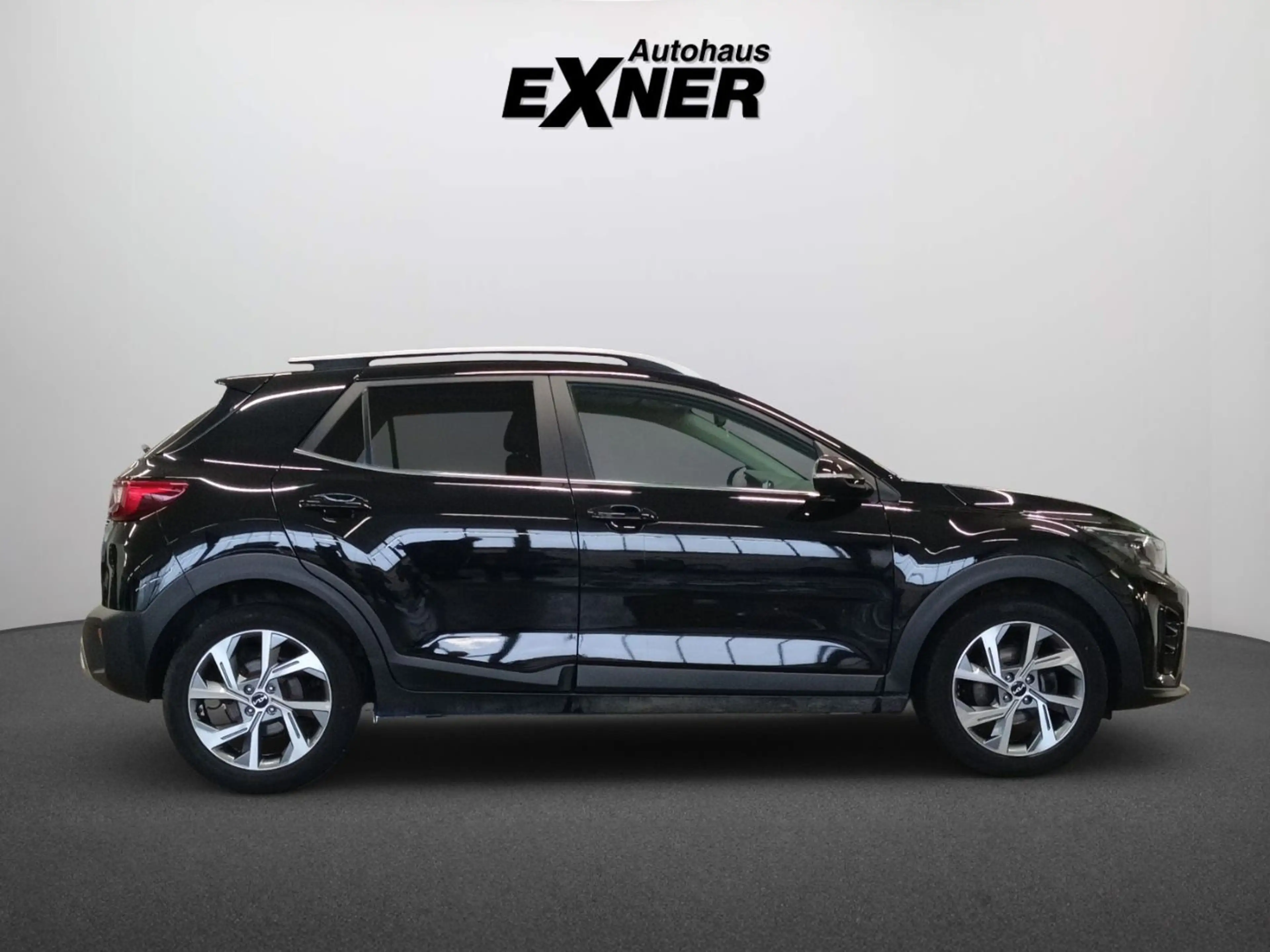 Kia Stonic 1.0 T-GDI Mild-Hybrid GT LINE LED+Navi — photo 8