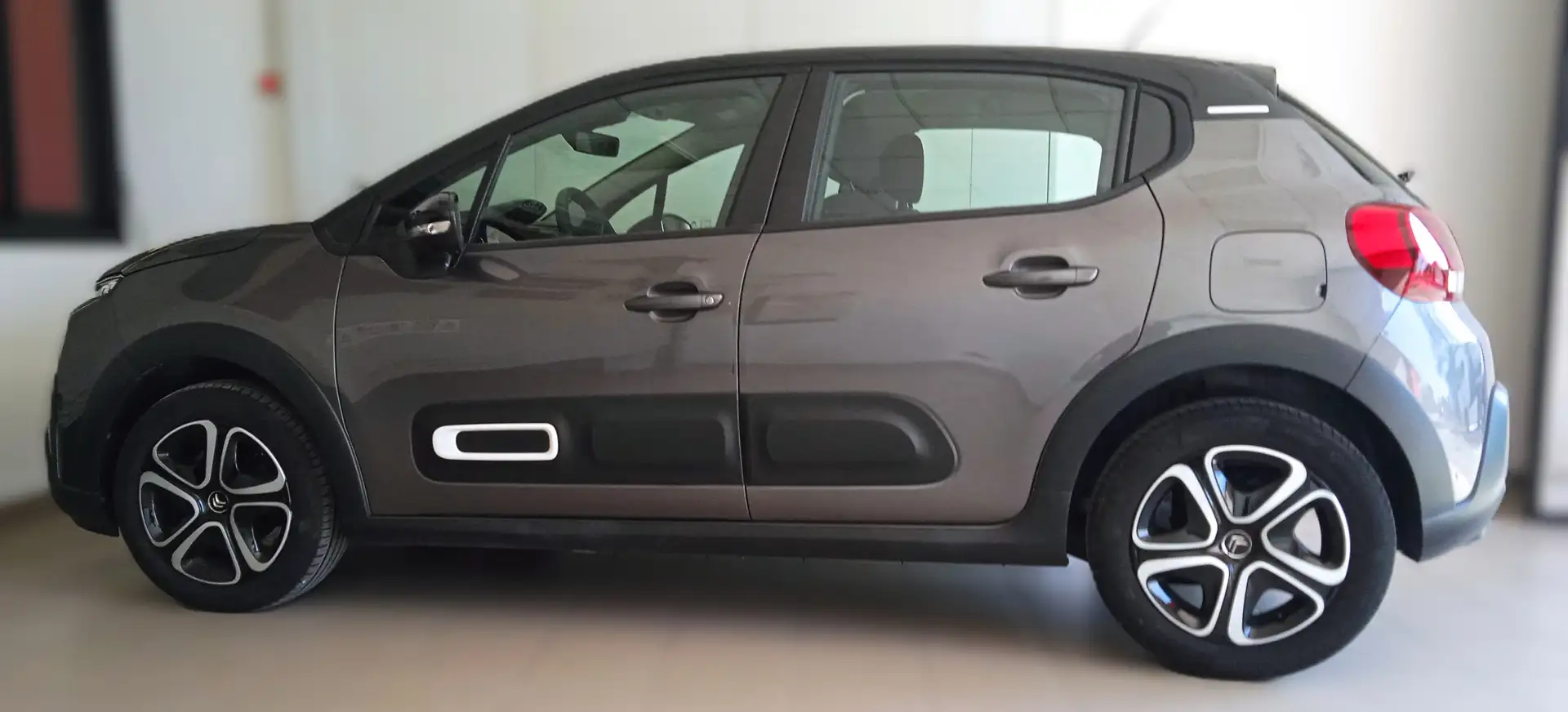 Citroen C3 C3 1.2 puretech Feel Pack s Grigio - 1