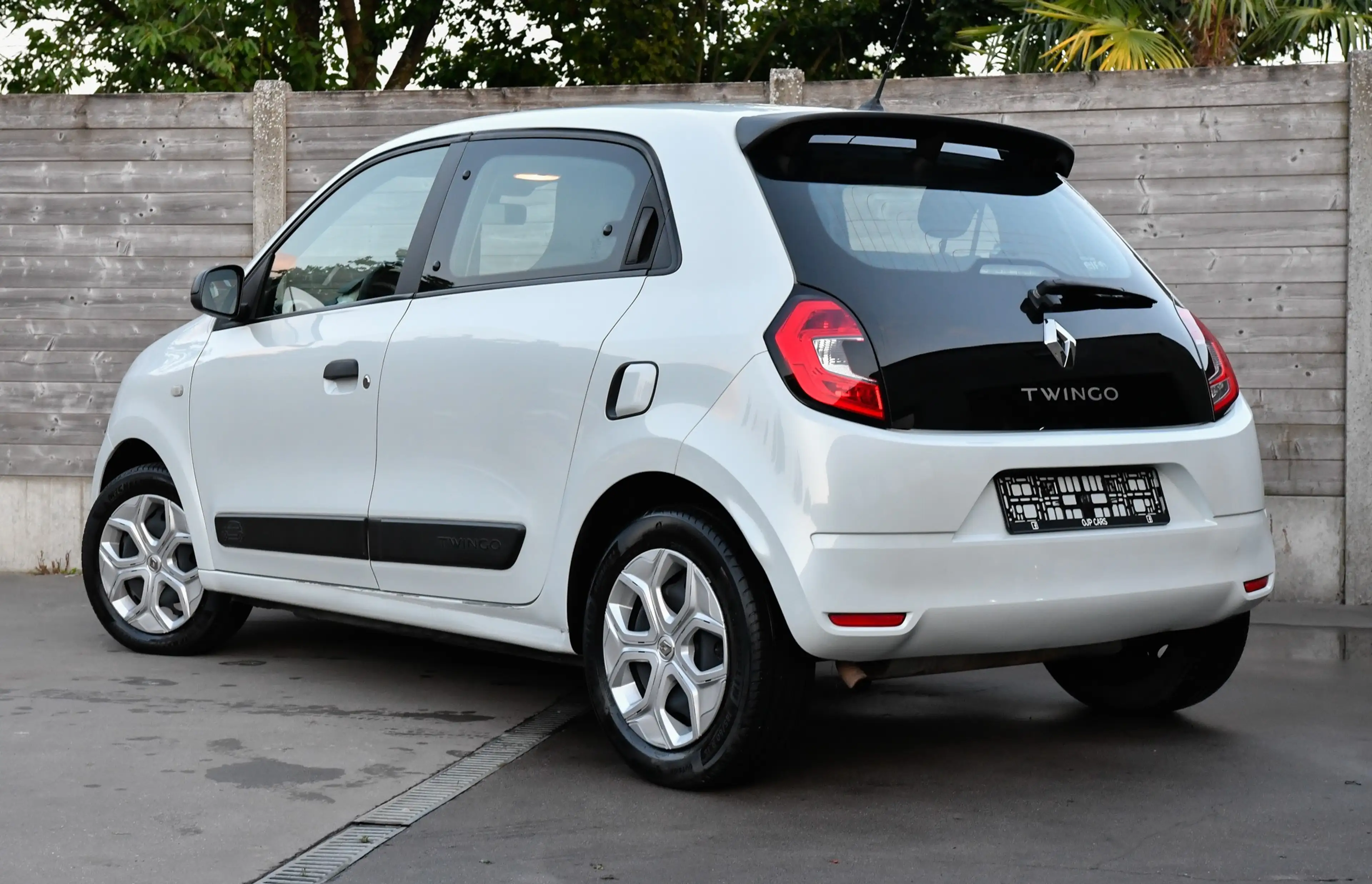 Renault Twingo Twingo 1.0i SCe *CarPlay*Cruise* — photo 8
