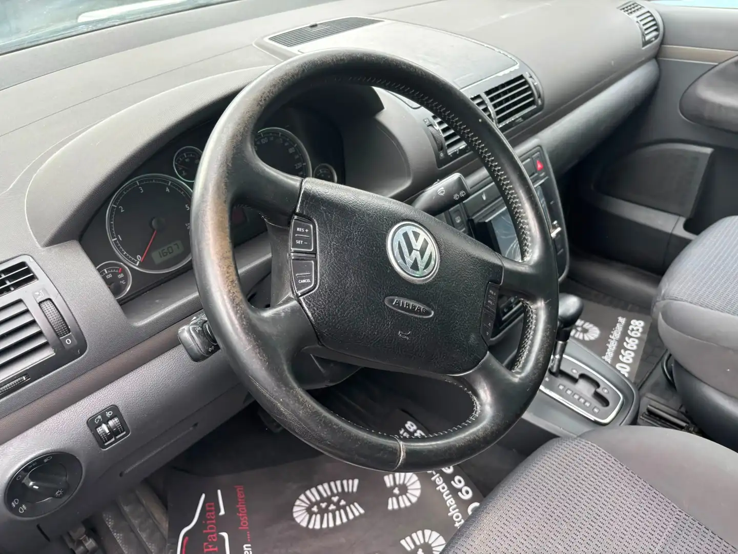Volkswagen Sharan Trendline TDI Tiptronic Automatik 116PS Weiß - 2