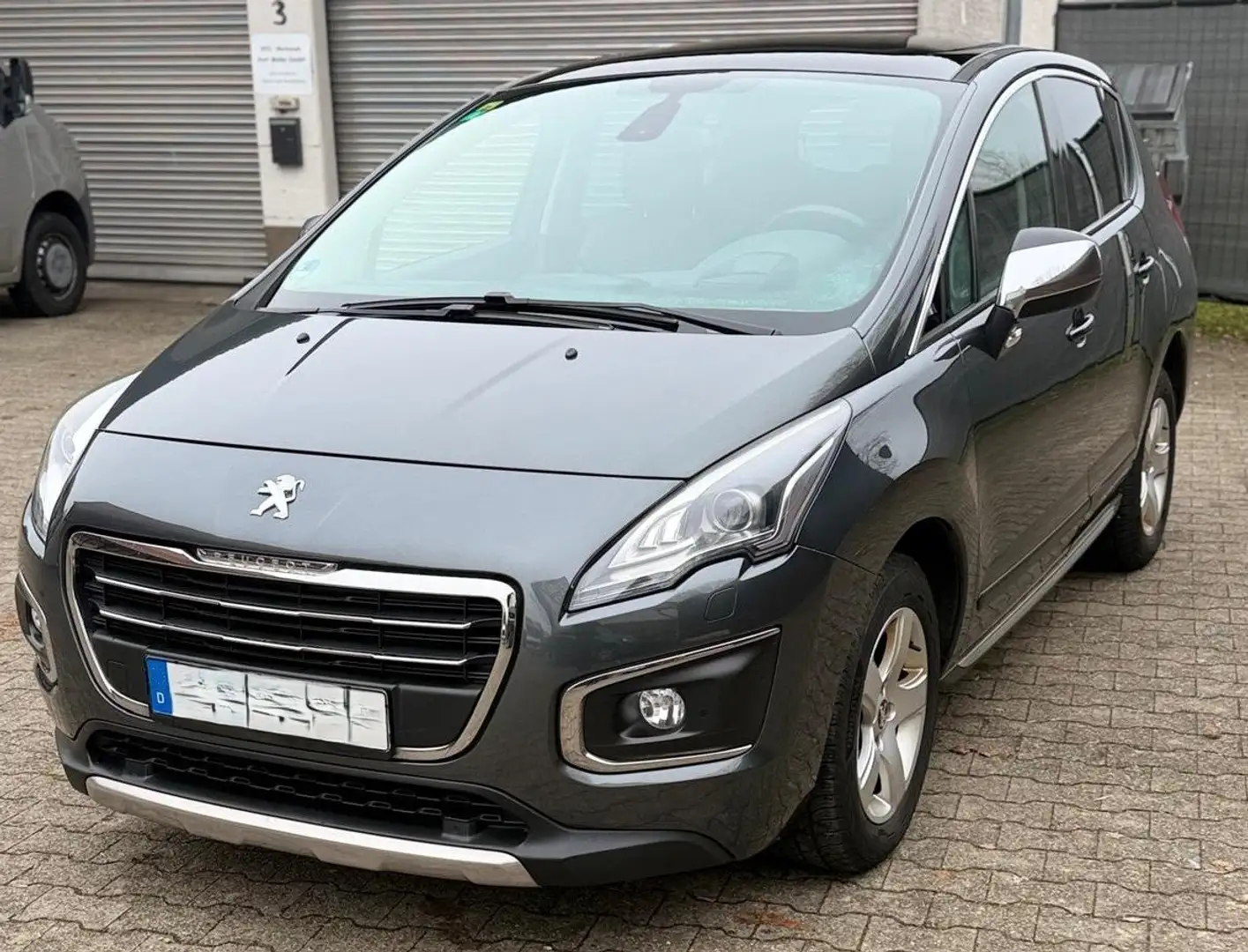 Peugeot 3008 3008 HDi 150 Allure Grau - 2