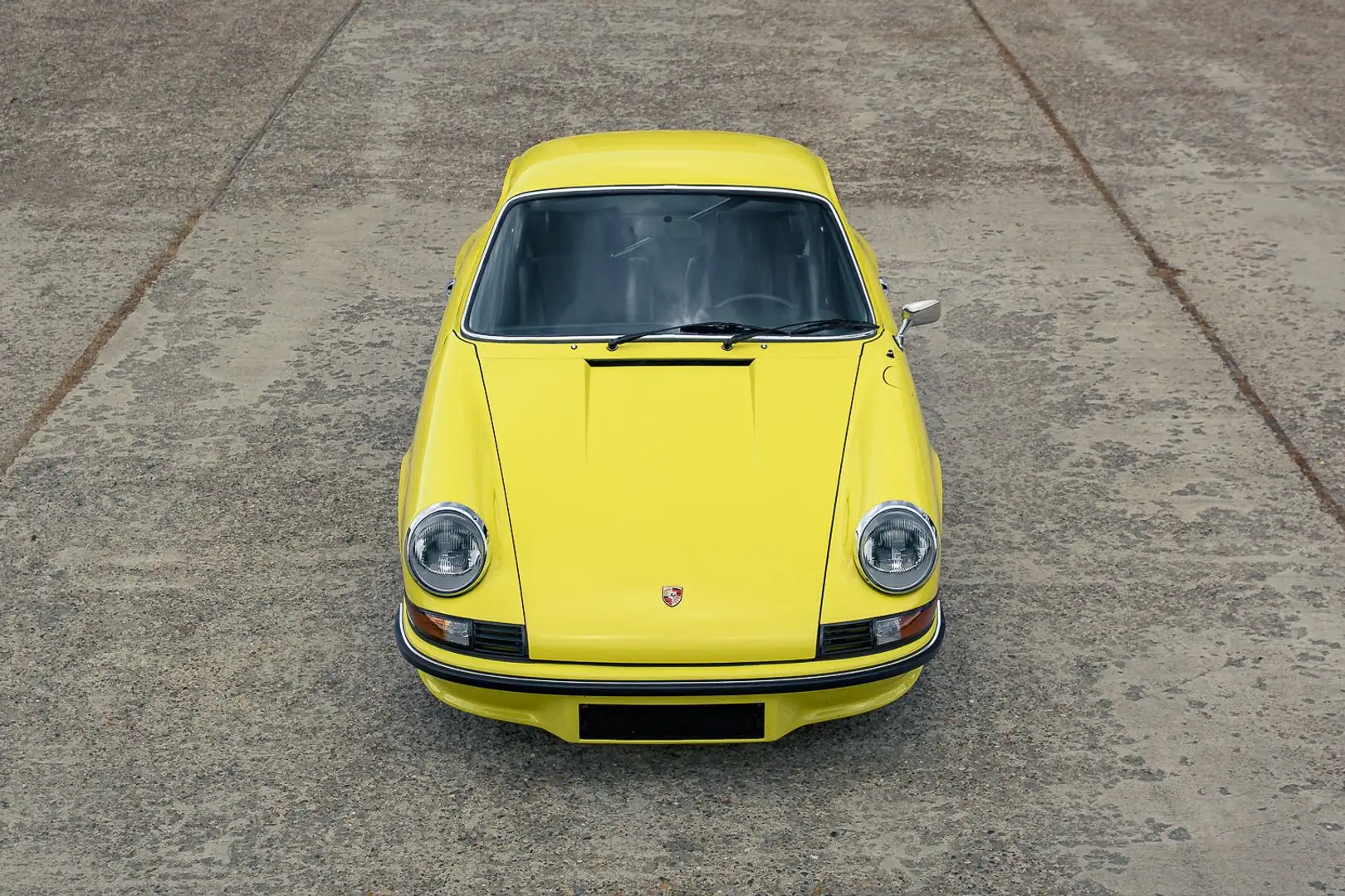 Porsche 911 Carrera 2.7 RS | One of only 1308 Touring models Jaune - 2