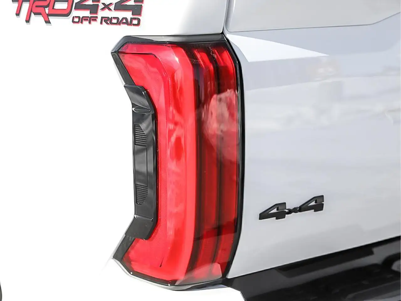 Toyota Tundra снимка Toyota Tundra