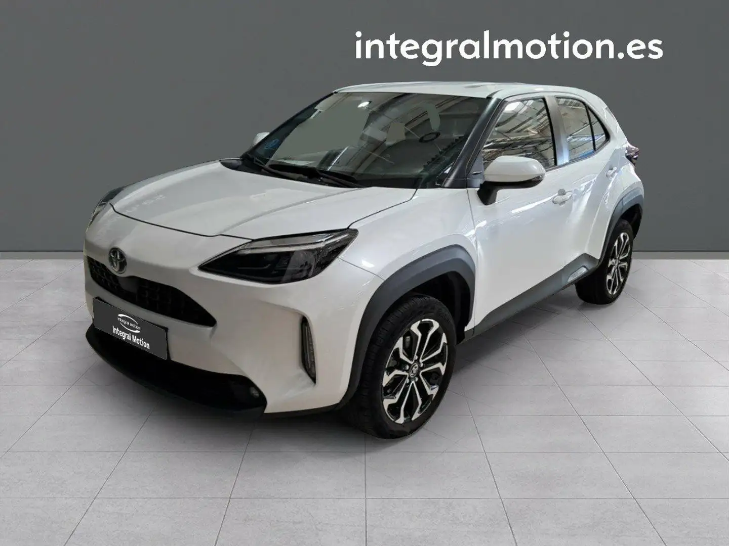 Toyota Yaris Cross 1.5 120H Active Tech Blanco - 1