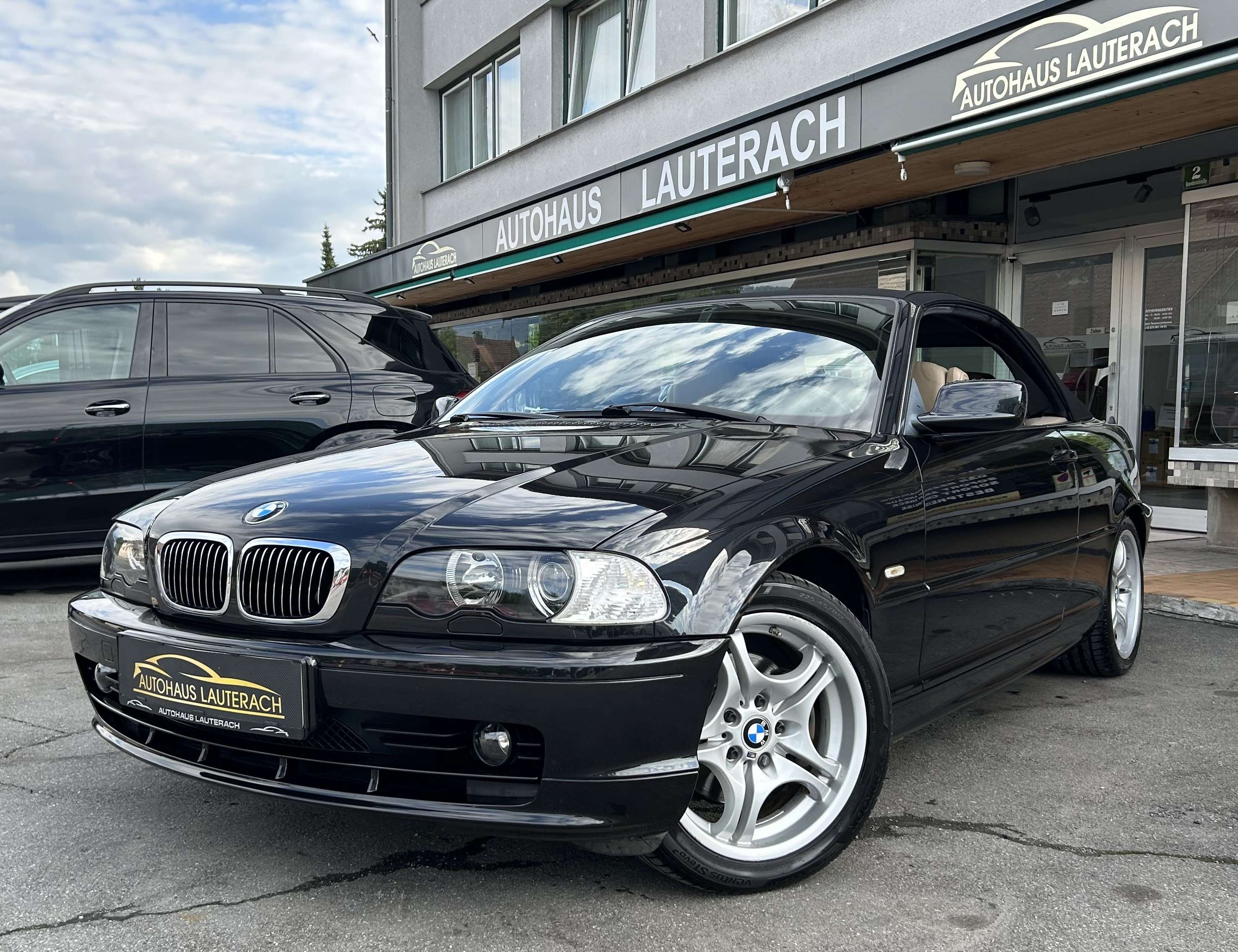 BMW 323