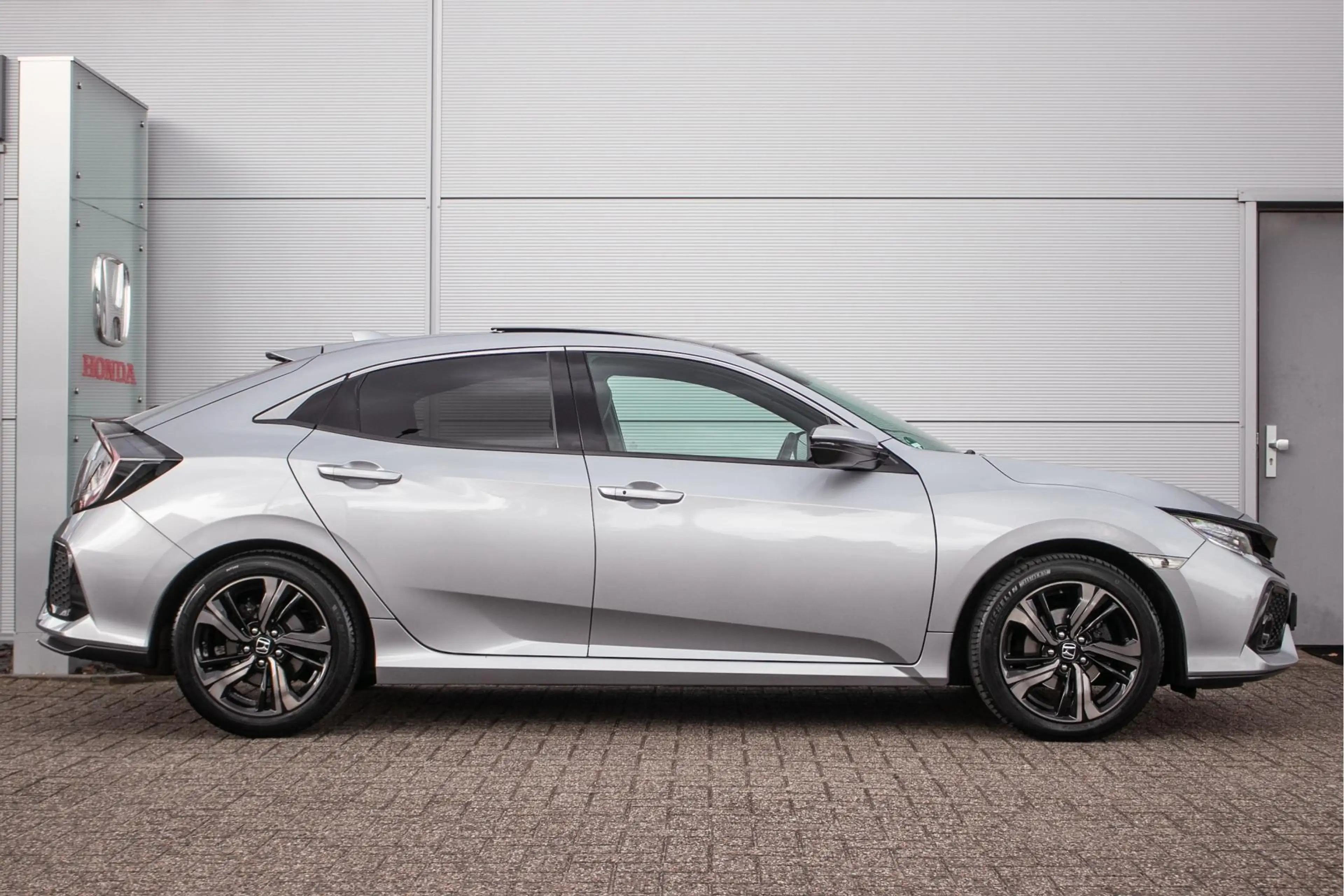 Honda Civic 1.0 i-VTEC Premium - Leer | Schuif/kanteldak | Afn — photo 2