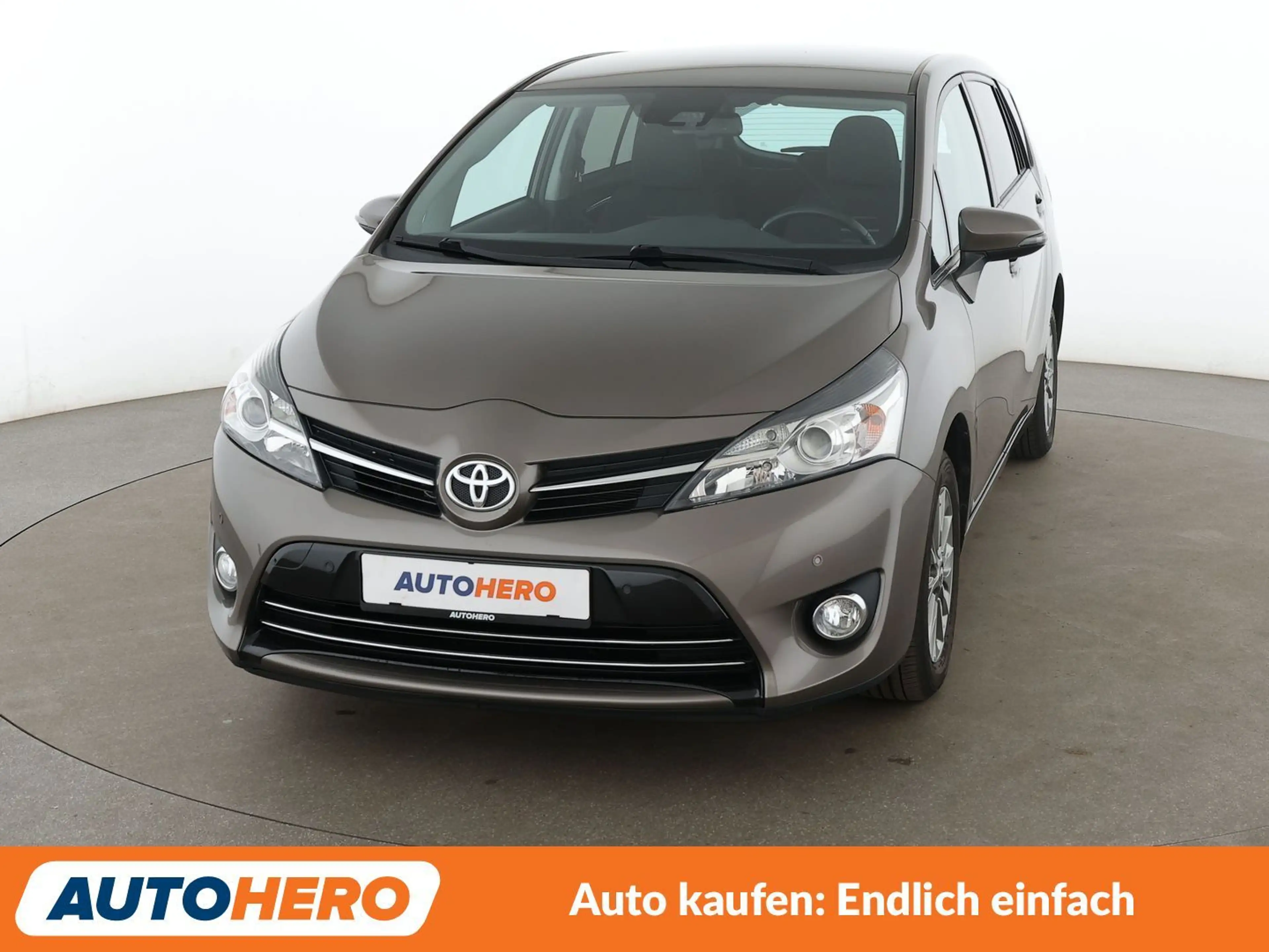 Toyota Verso 1.8 Edition-S *NAVI*TEMPO*CAM*PDC*SHZ*ALU*KLIMA* — photo 9