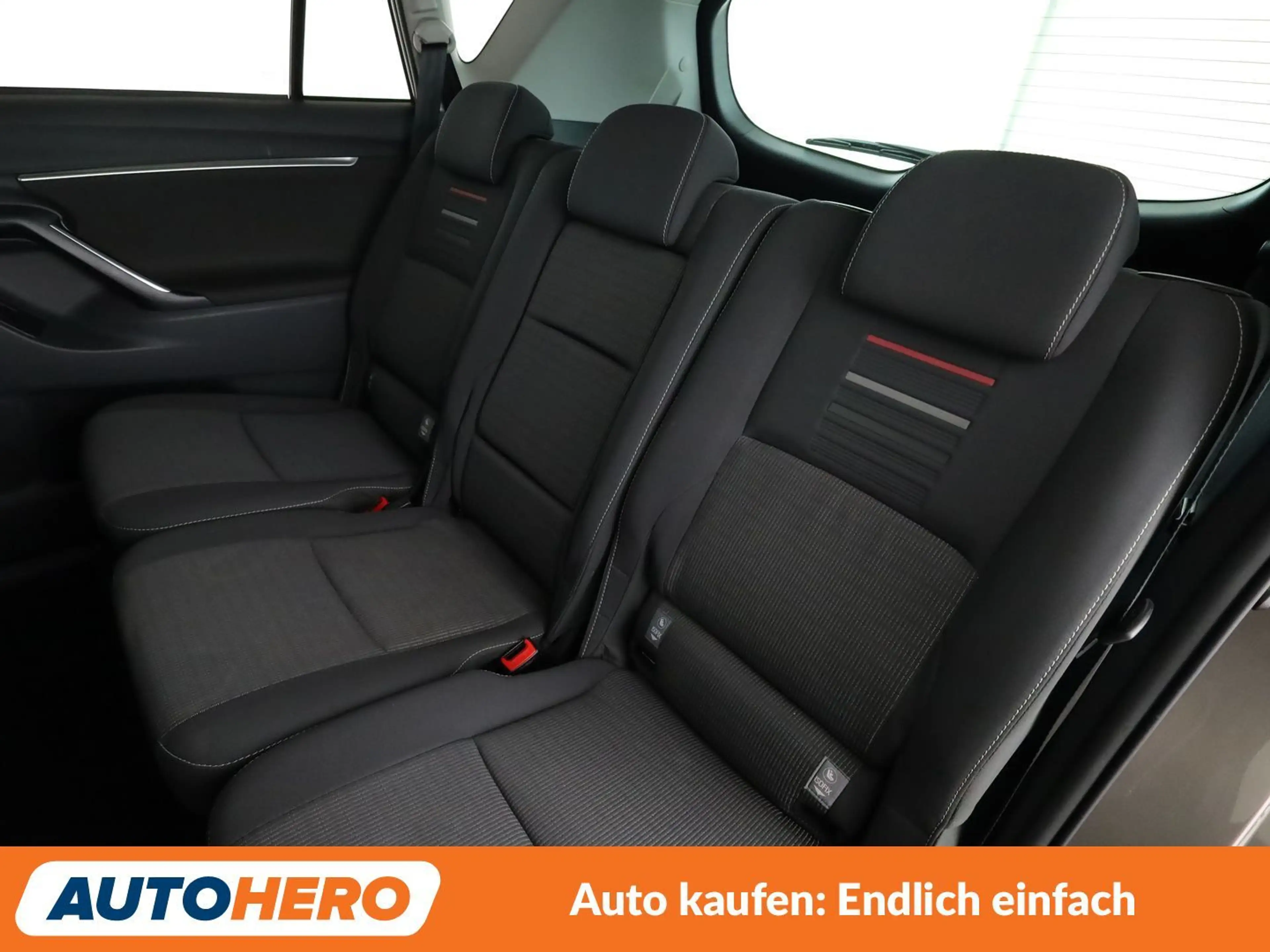 Toyota Verso 1.8 Edition-S *NAVI*TEMPO*CAM*PDC*SHZ*ALU*KLIMA* — photo 14