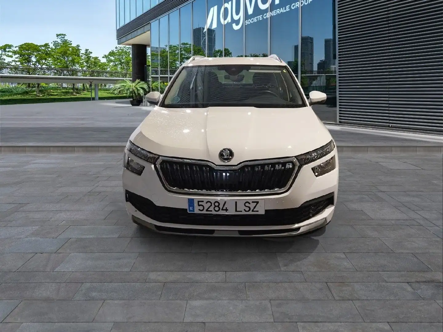 Skoda Kamiq 1.0 TSI Ambition 81kW DSG Weiß - 2