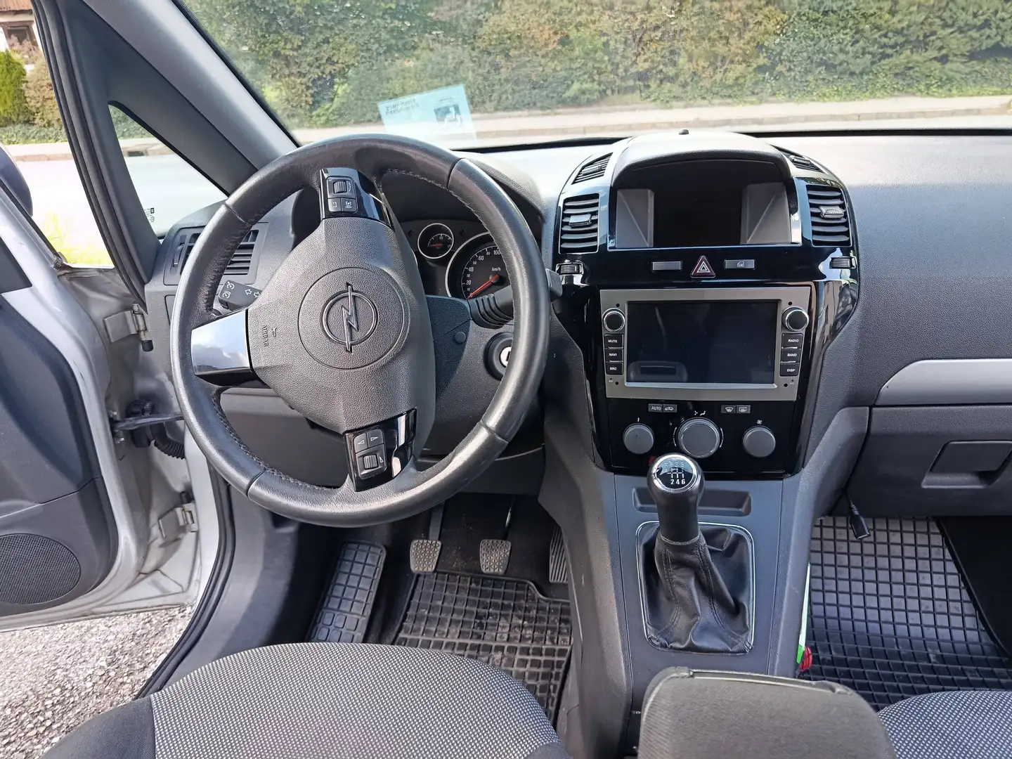 Opel Zafira Mit AHK +Rückfahrkamera+ AHK Grau - 1