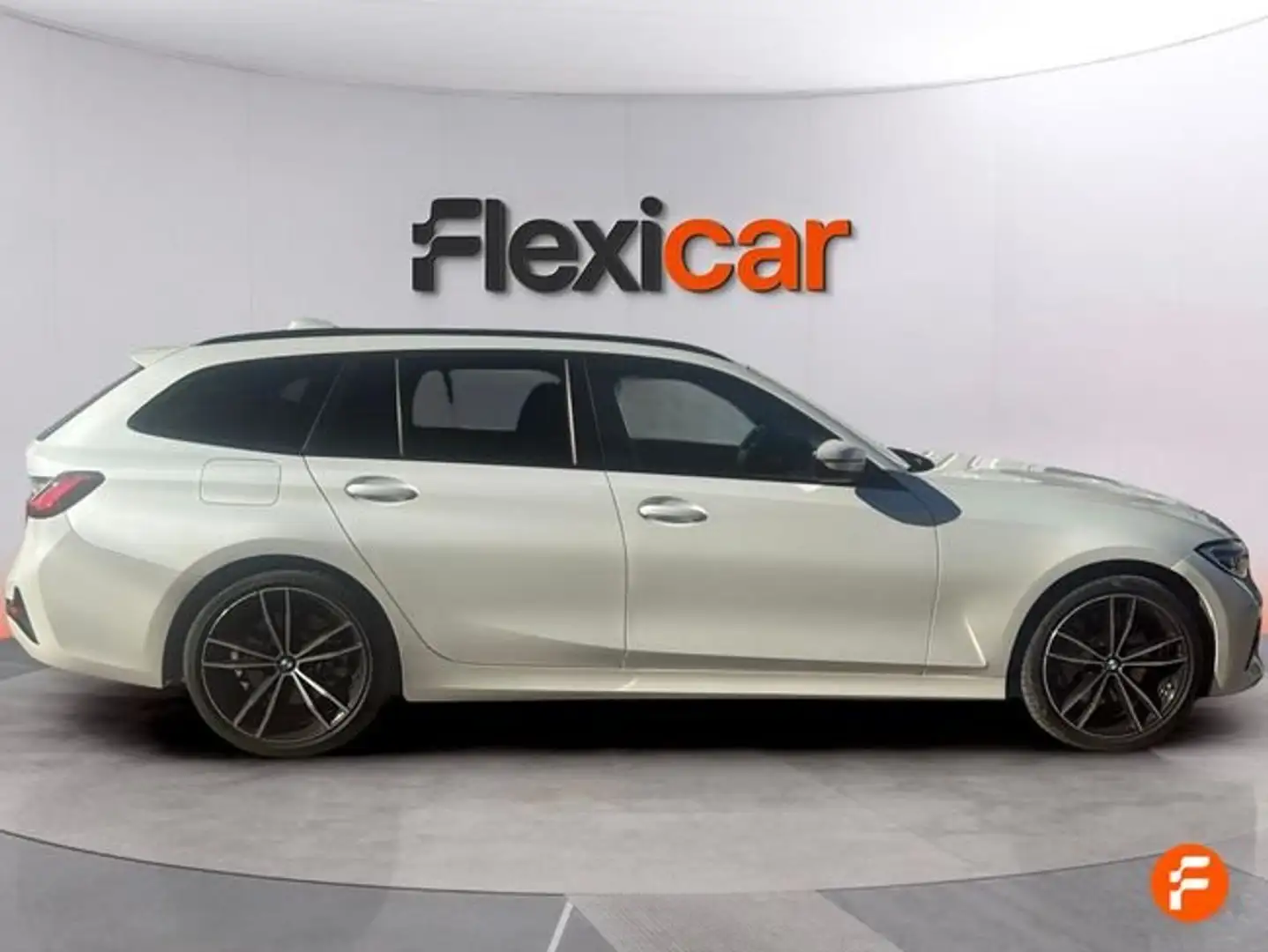 BMW 330 330e xDrive Touring Blanco - 2