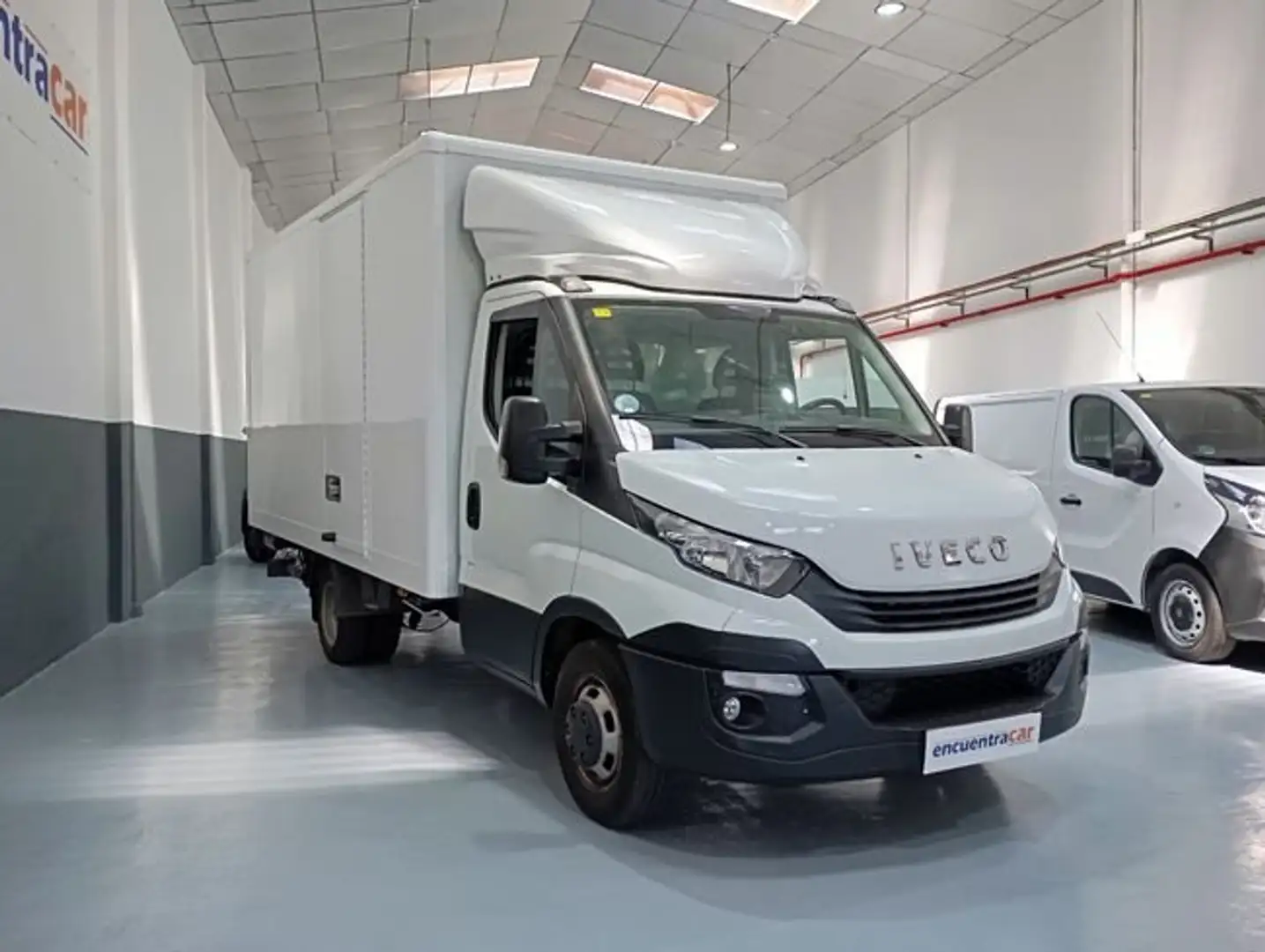 Iveco Daily 35 C14 CHASIS CABINA PLATAFORMA Blanco - 2
