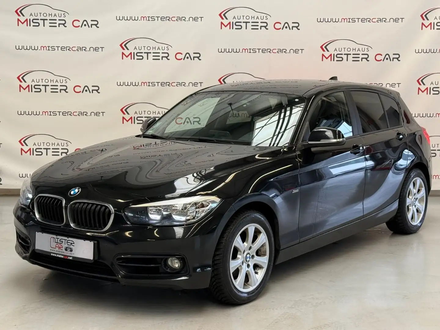 BMW 118 d Sport Line Sportsitze/Display/PDC/SHZ/8XALU Noir - 1