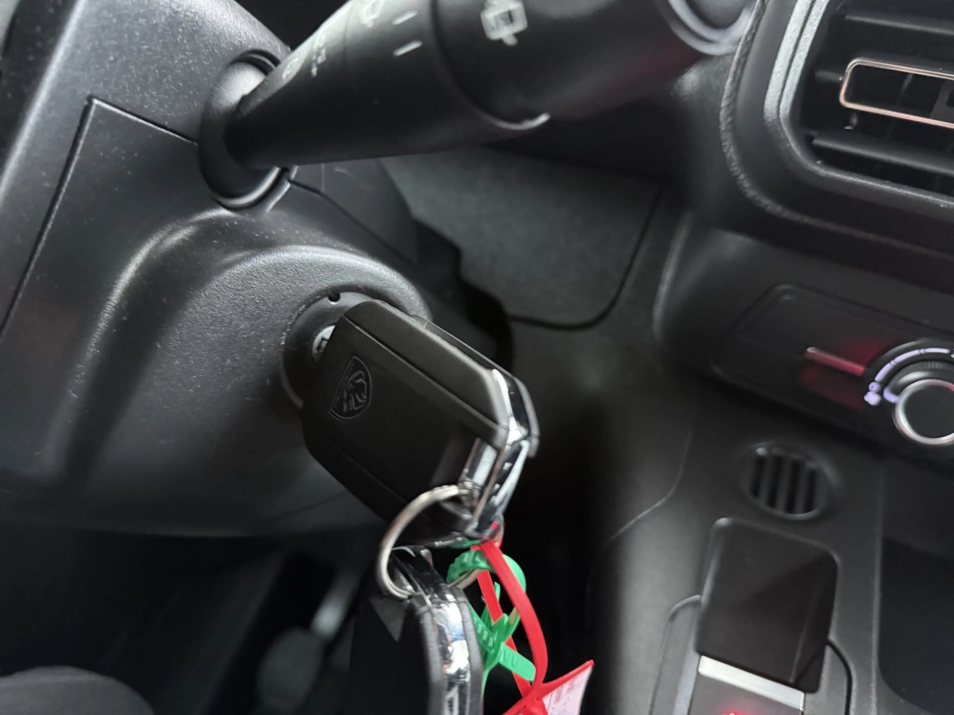 Peugeot Partner 1.5 BlueHDi 100 S&S L1 | Achteruitrijcamera | Airc — photo 28