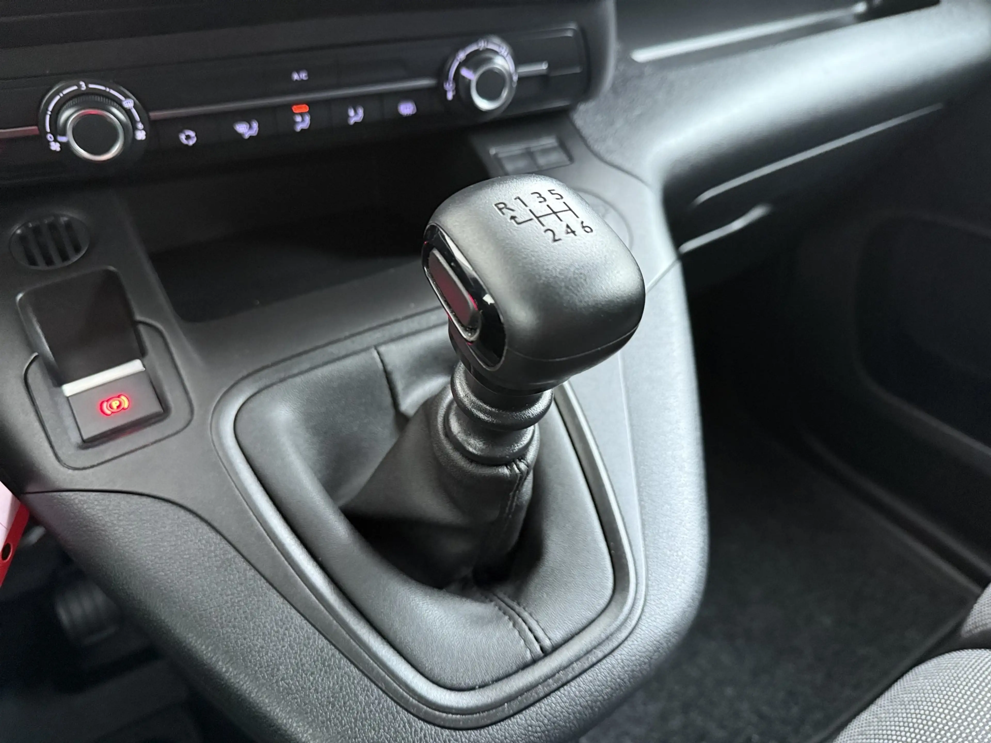 Peugeot Partner 1.5 BlueHDi 100 S&S L1 | Achteruitrijcamera | Airc — photo 21