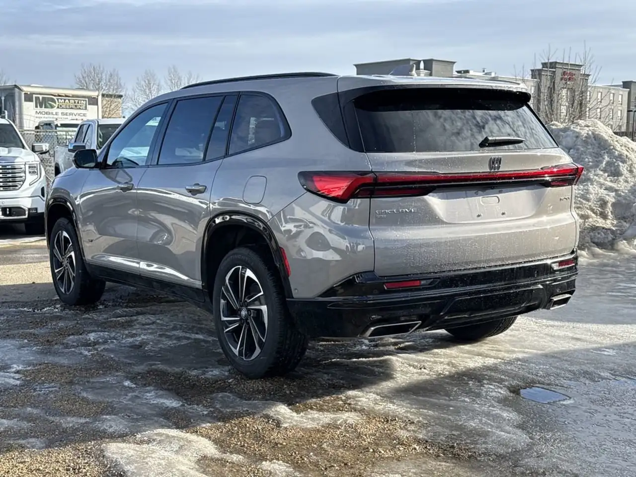 Buick Enclave снимка Buick Enclave