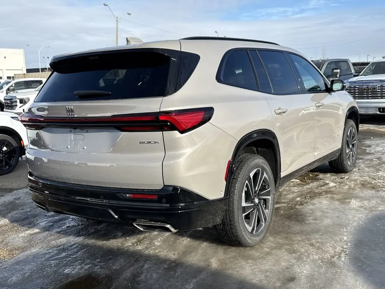 Buick Enclave снимка Buick Enclave