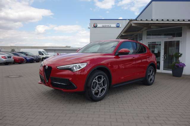 Imagine Alfa Romeo Stelvio Sprint Q4 *SHZ/AHK/Leder Veloce/Xenon/RfK/PDC*