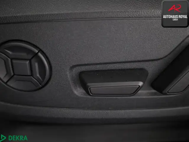 Audi A6 view 23