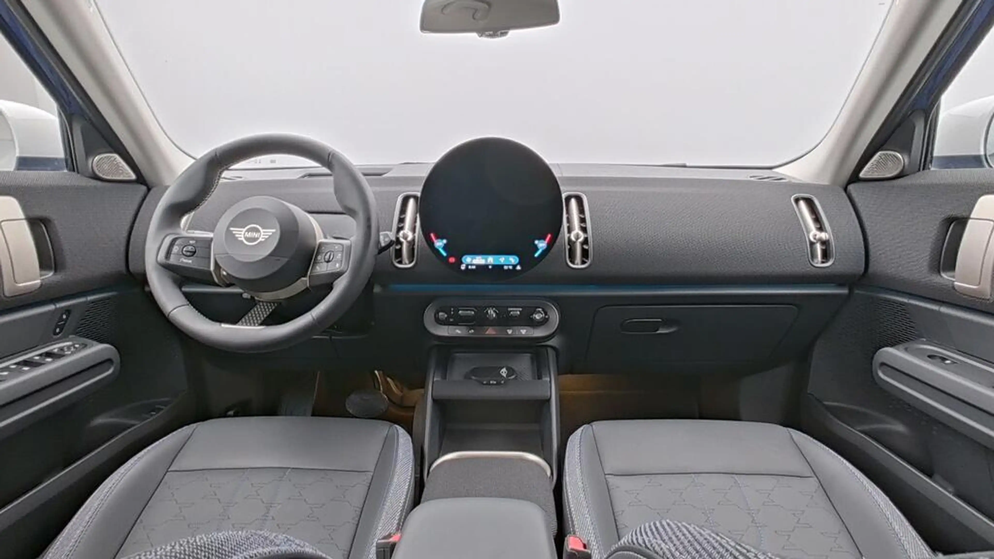 MINI Countryman C Classic Trim — photo 13
