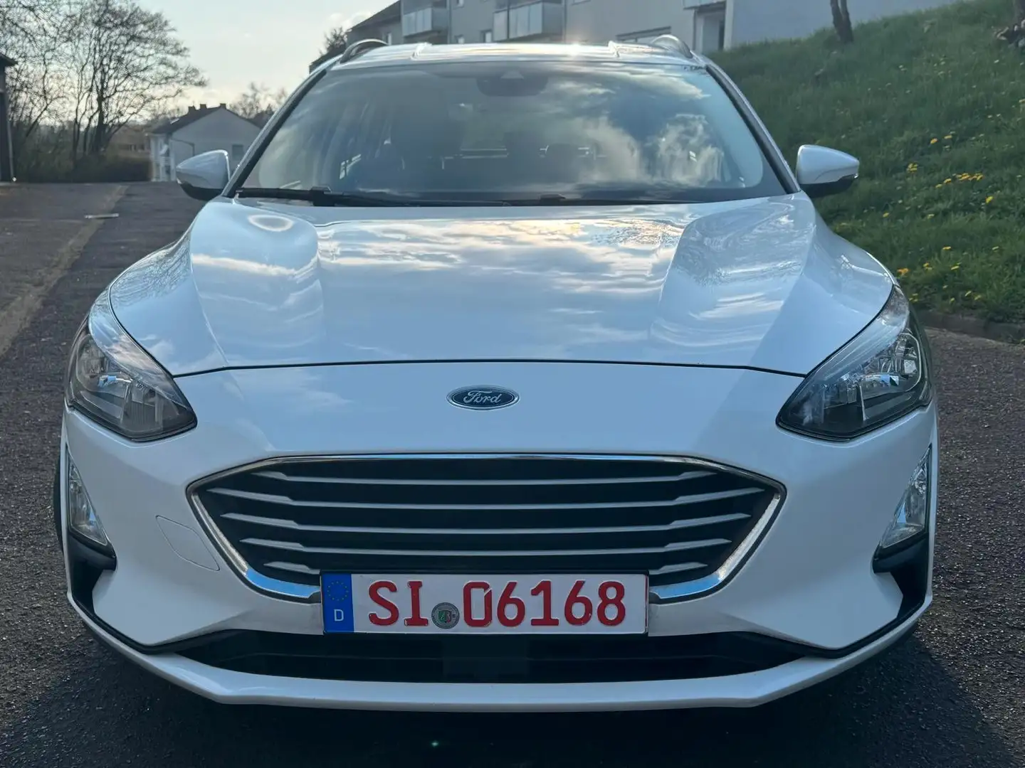 Ford Focus Turnier Trend 1,5 ECOBLUE, 1HAND, LED Weiß - 2