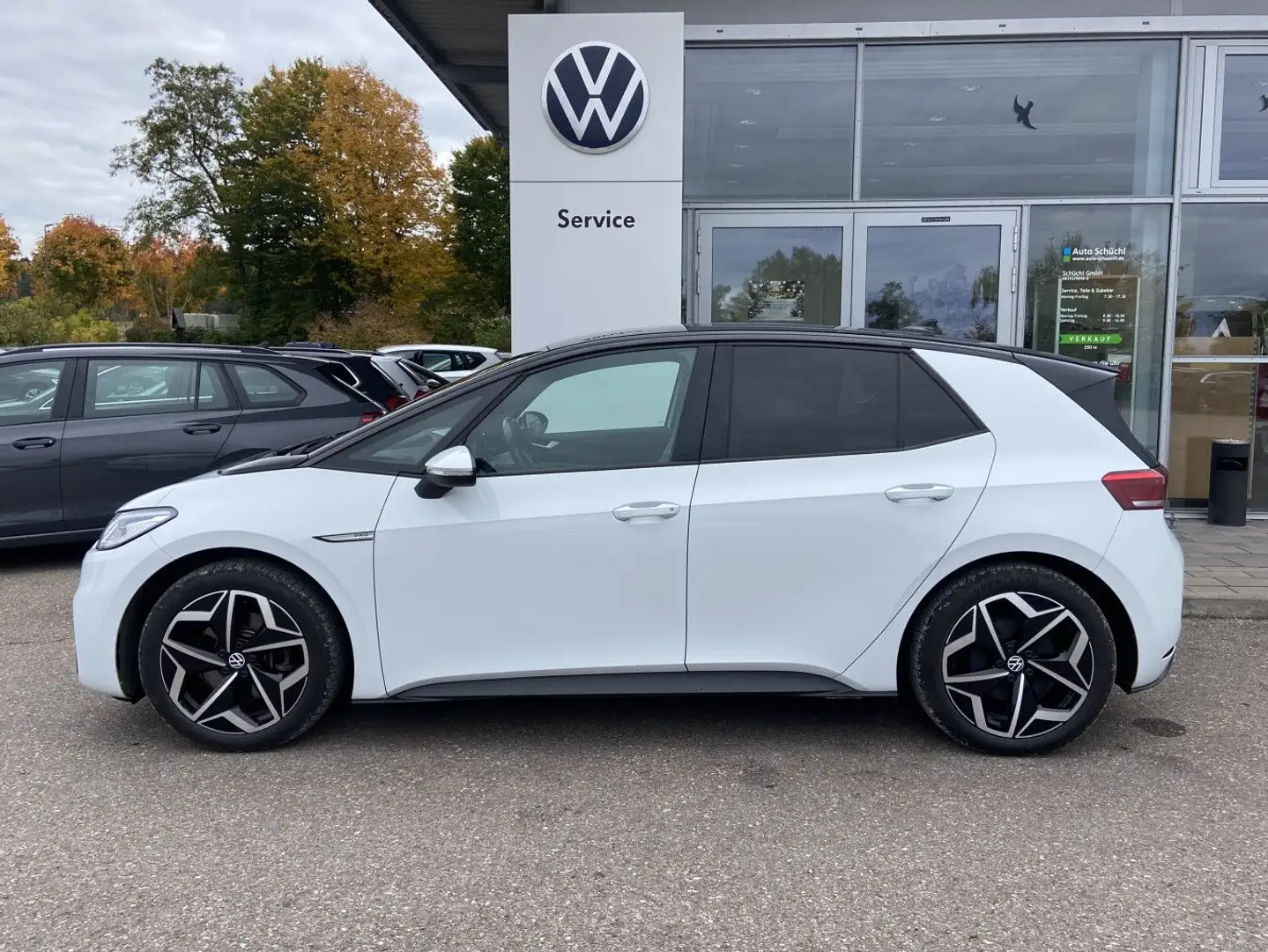 Volkswagen ID.3 PRO-PERFORMANCE WÄRMEPUMPE+5-SITZER+NAVI+M Weiß - 2