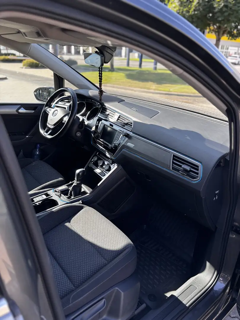 Volkswagen Touran Comfortline BMT/Start-Stopp Grau - 2