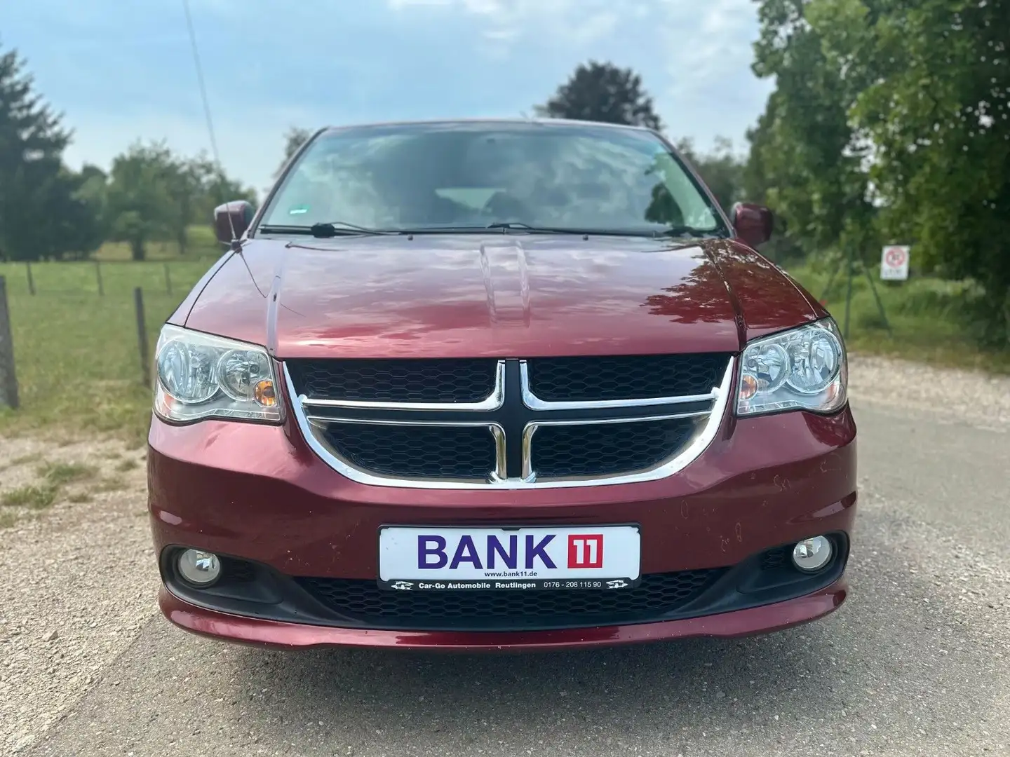 Dodge Grand Caravan *3.6*Automatik*7sitz*Leder*SHZ*Temp Roşu - 1