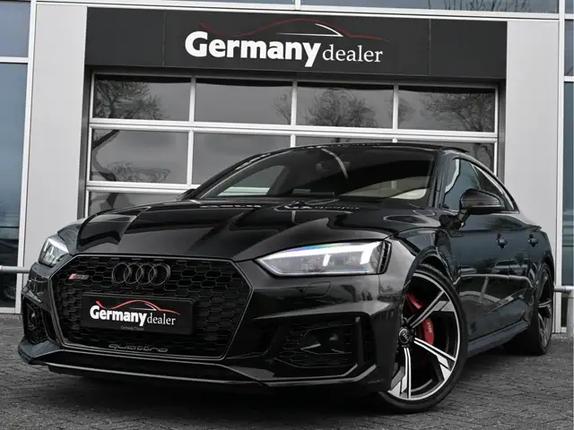 Audi RS5 view 10