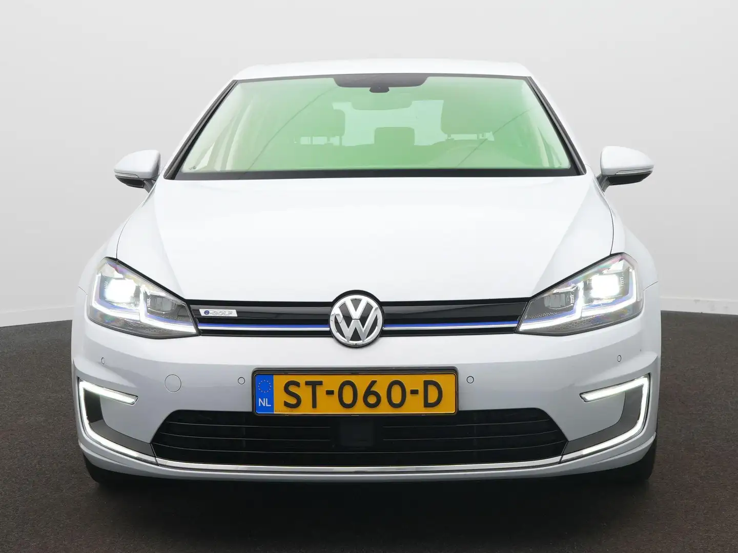 Volkswagen e-Golf e-Golf Virtual cockpit / Clima / Navi / Adaptive c Blanc - 2